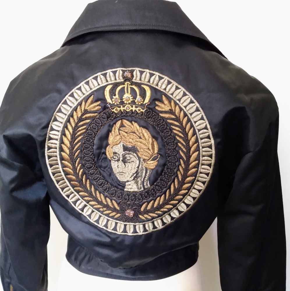 Rare Versace Versus Crown Wreath Royal Jacket